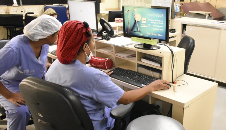 Senado se aproxima de acordo para votar piso salarial da enfermagem